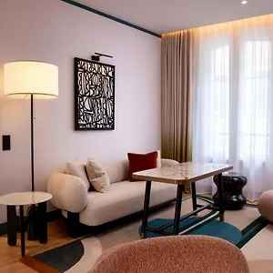 ***** Hotel Bel Ami France