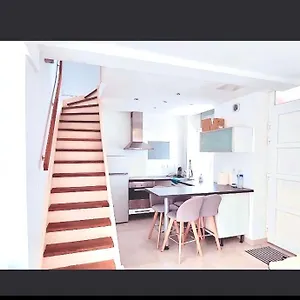maison-de-charme-avec-terrasse-stationnement-gratuit.lillehotels.org/