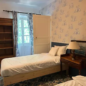 אורחן 1560- Domaine Des Cinq Jardins- A Magical And Authentic Mansion, Fuveau