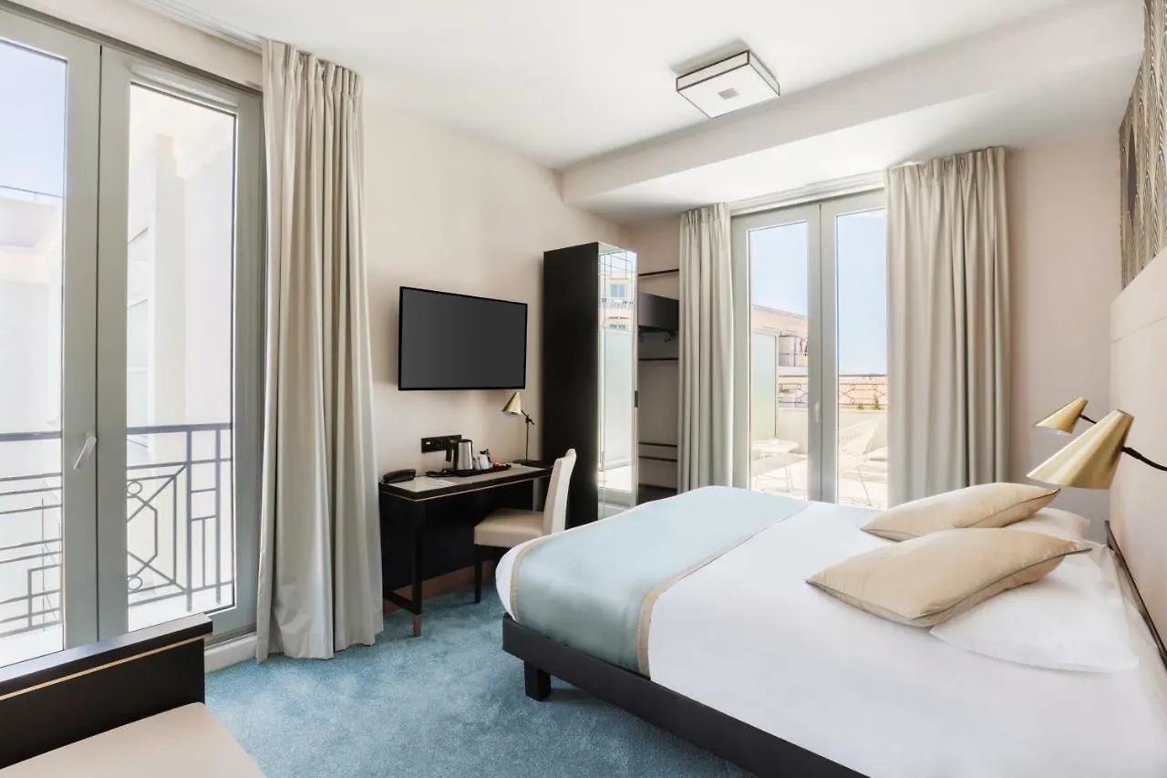 Best Western Hotel Journel Antibes Juan-Les-Pins 3*,  צרפת
